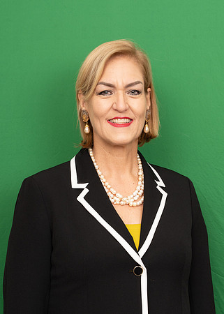 SNY06881