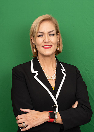 SNY06887