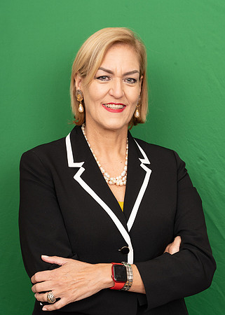 SNY06891